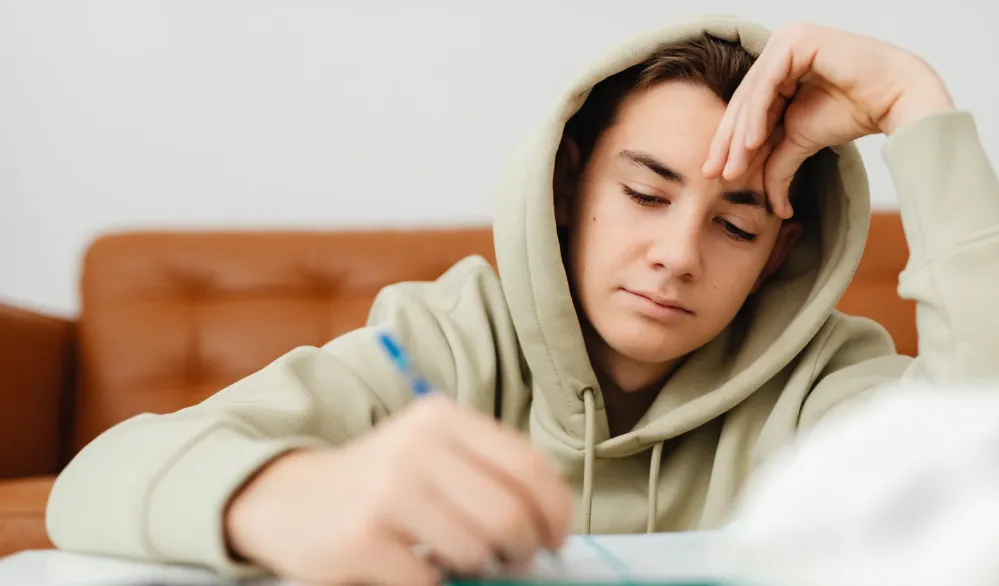 وقتی عدالت آموزشی زیر سؤال می‌رود؛ نگاهی بی‌پرده به امتحانات نهایی